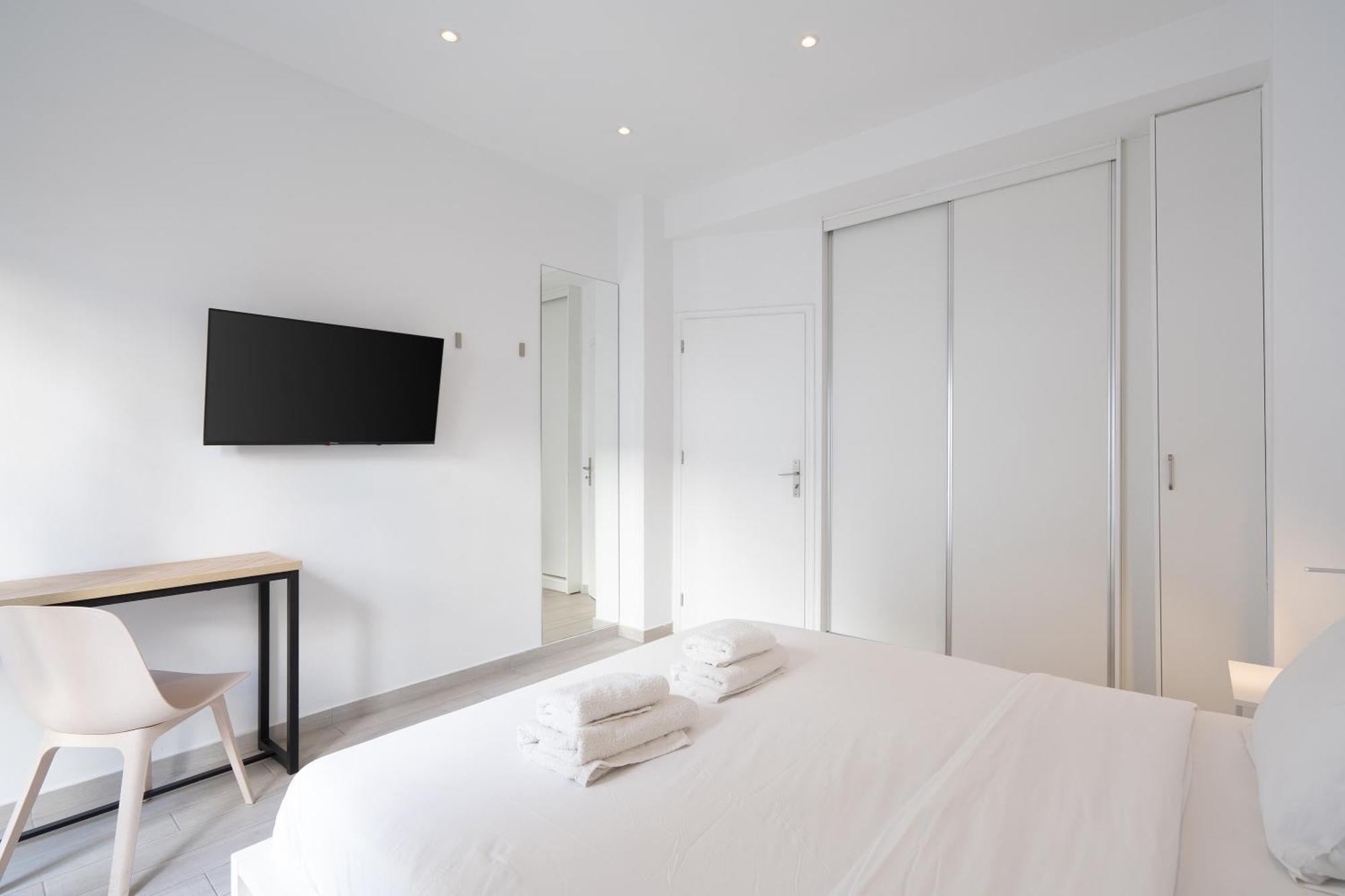 Stunning Cozy Apartment In Aten Exteriör bild