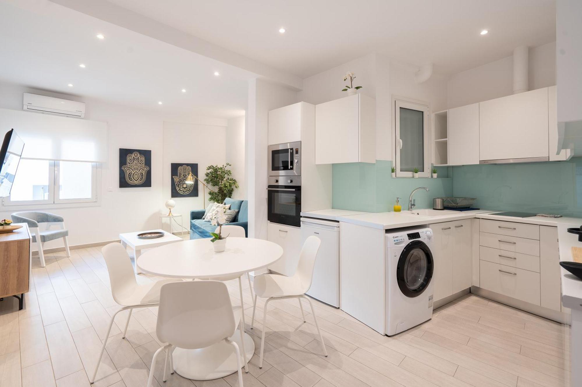 Stunning Cozy Apartment In Aten Exteriör bild